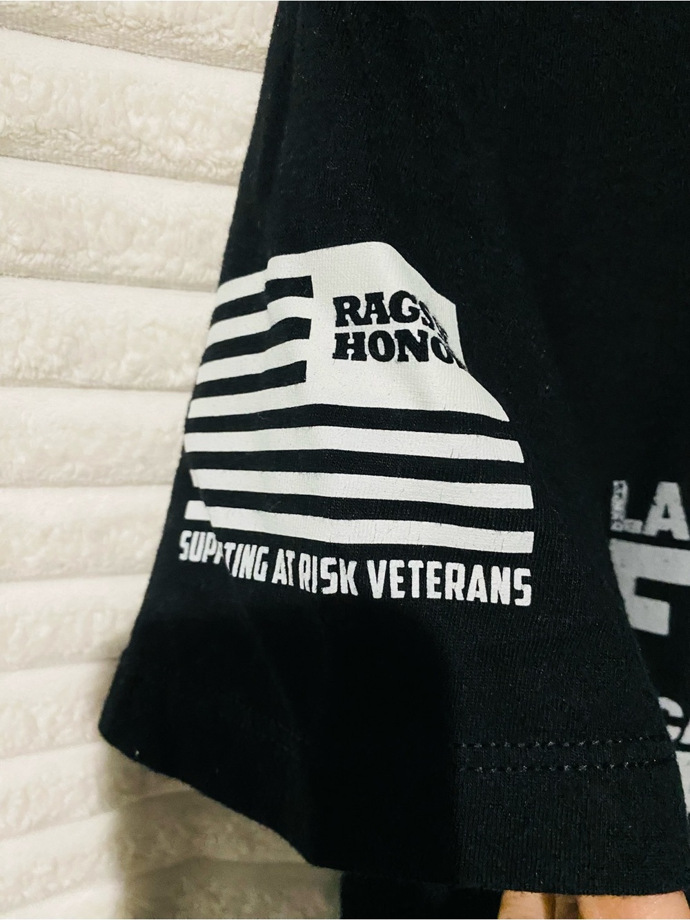 Men's Black 'Land of the Free' Graphic Tee - Picture 3 of 5